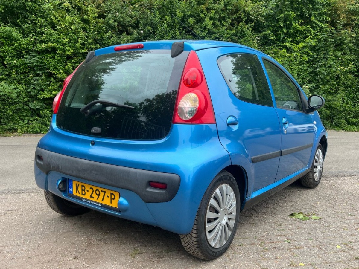 Peugeot 107 1.0 |Apk | Elektr ramen | Lage KM | 4 Nieuwe banden | 5 Deurs - Thumbnail 4
