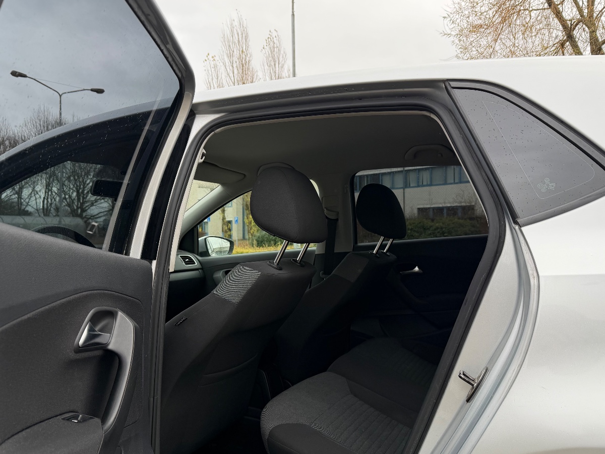 Volkswagen Polo 1.4 Highline | Apk | Nap | Airco | Automaat | 5 Deurs | PDC - Thumbnail 7