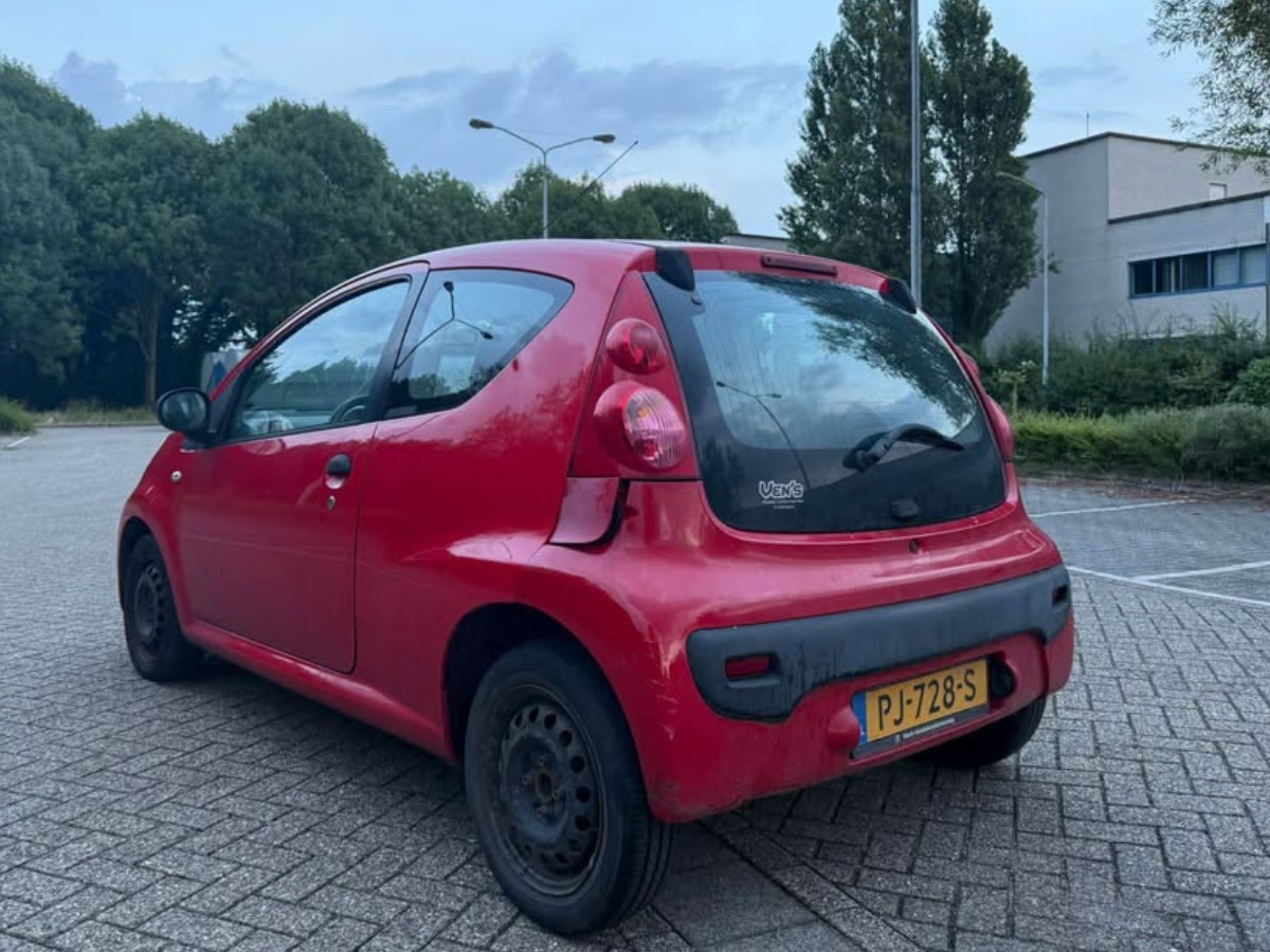 Peugeot 107 1.0 | Apk | Nap | Bluetooth - Thumbnail 2