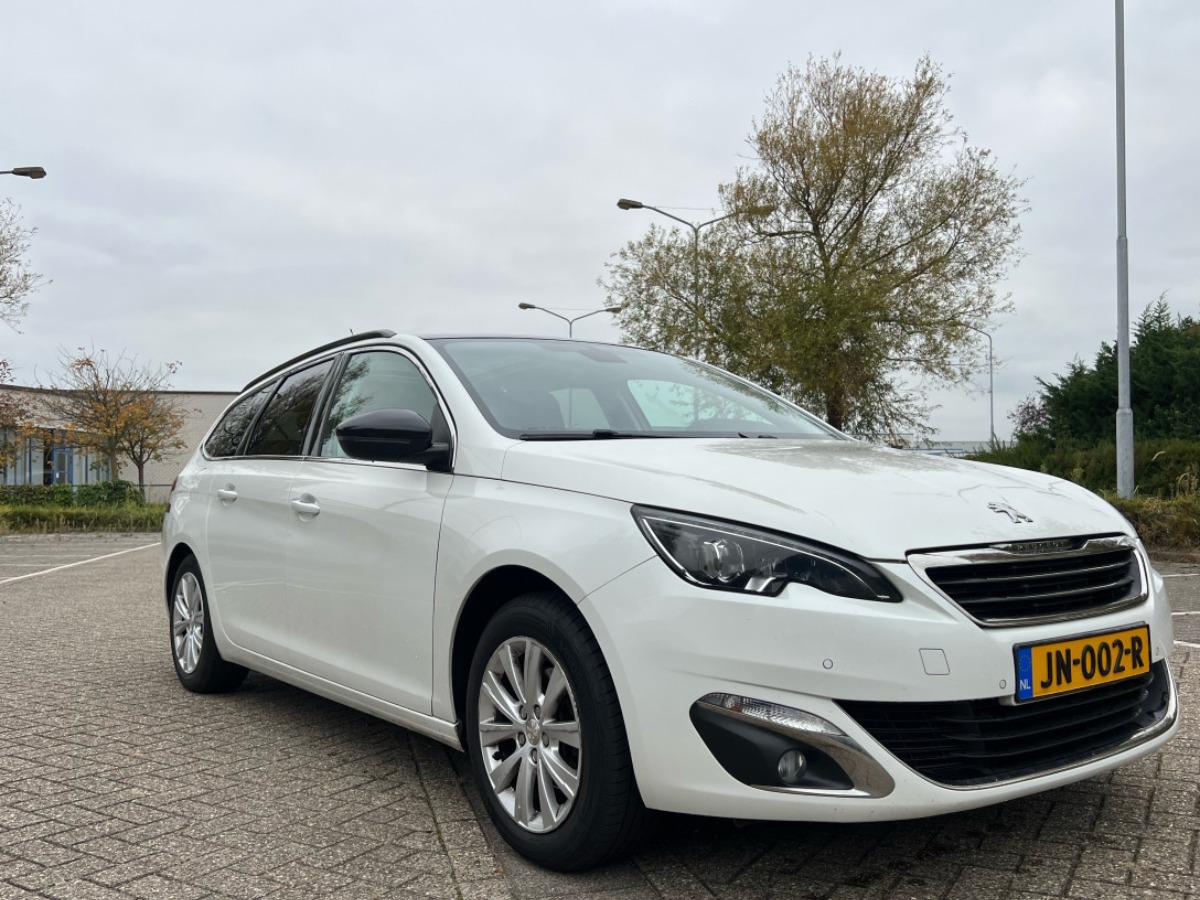 Peugeot 308 1.2 Allure | Apk | Nap | Airco | Navi | Pano | Vol Optie’s - Thumbnail 2