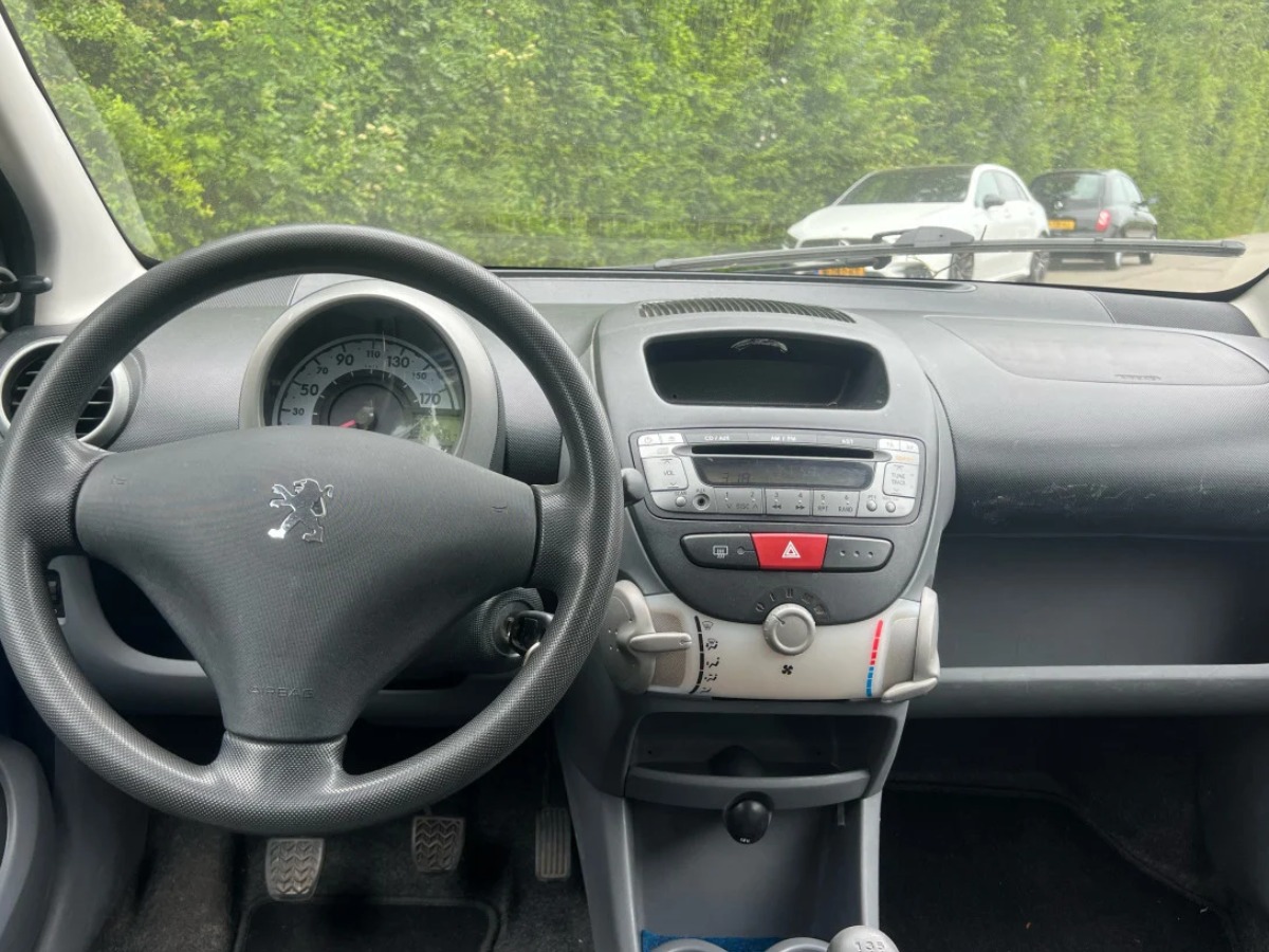 Peugeot 107 1.0 |Apk | Elektr ramen | Lage KM | 4 Nieuwe banden | 5 Deurs - Thumbnail 5