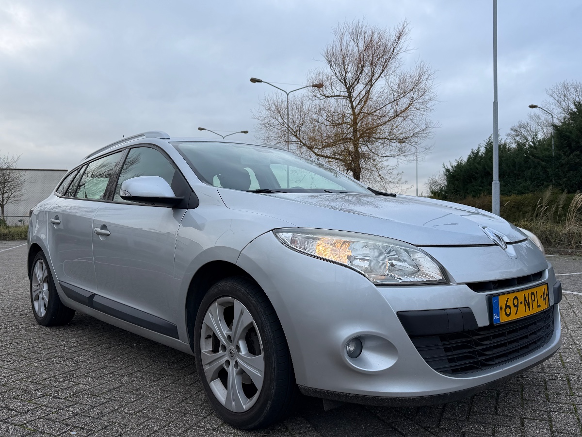 Renault Megane Estate Dynamique 1.6 | Apk | Nap | Airco | Elektr ramen| - Thumbnail 2