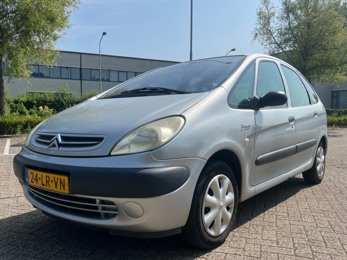 Citroen Xsara Picasso 1.8 | Apk | Nap | Airco | Trekhaak | Cruise - Foto 1