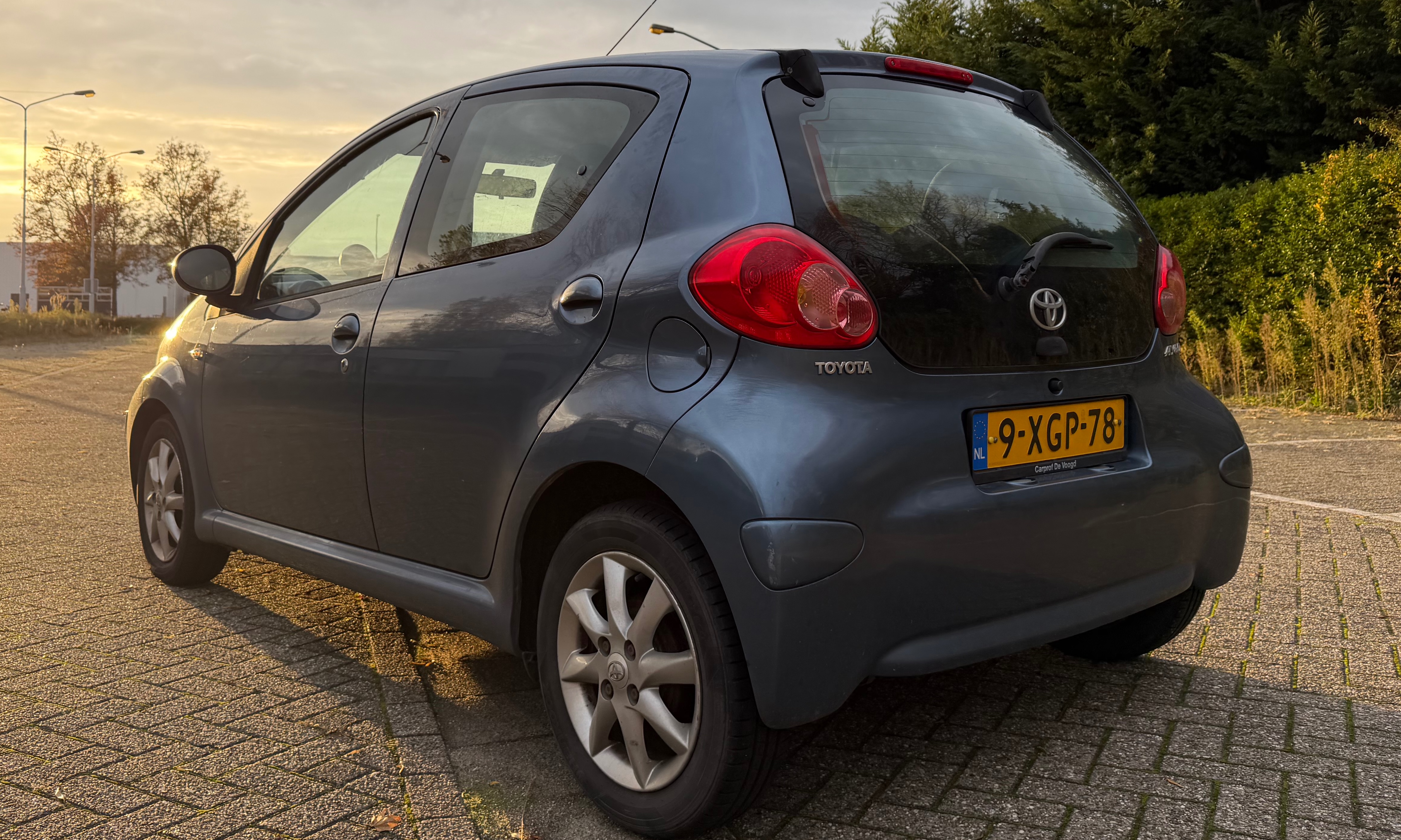 Toyota Aygo 1.0 | Apk | Nap | Airco | Elektr ramen | Toerenteller | 5 Deurs - Thumbnail 2