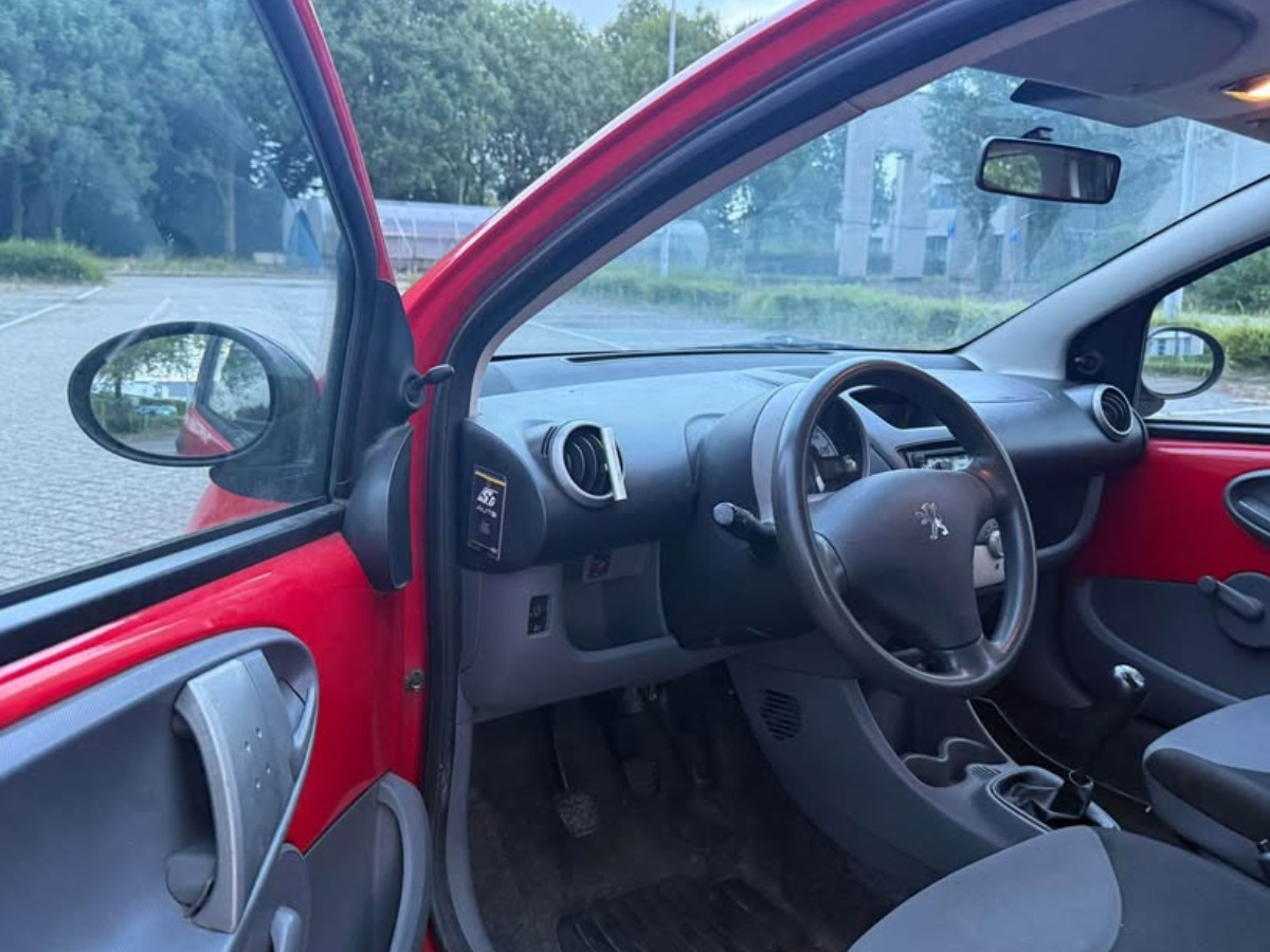 Peugeot 107 1.0 | Apk | Nap | Bluetooth - Thumbnail 5