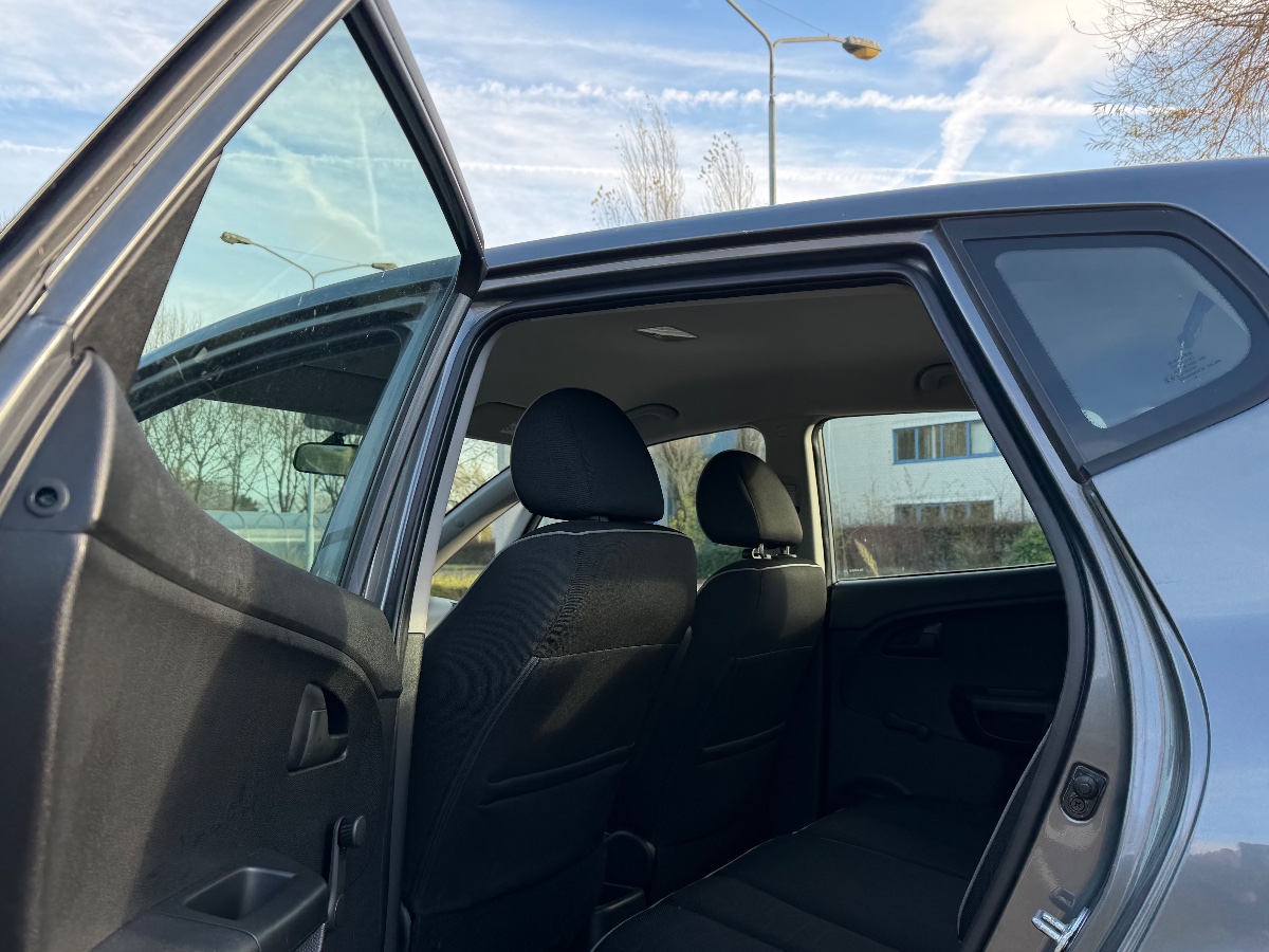 Kia Venga 1.4 | Apk | Nap | Airco | 5 Deurs | Elektr ramen | Parkeersensoren - Thumbnail 7